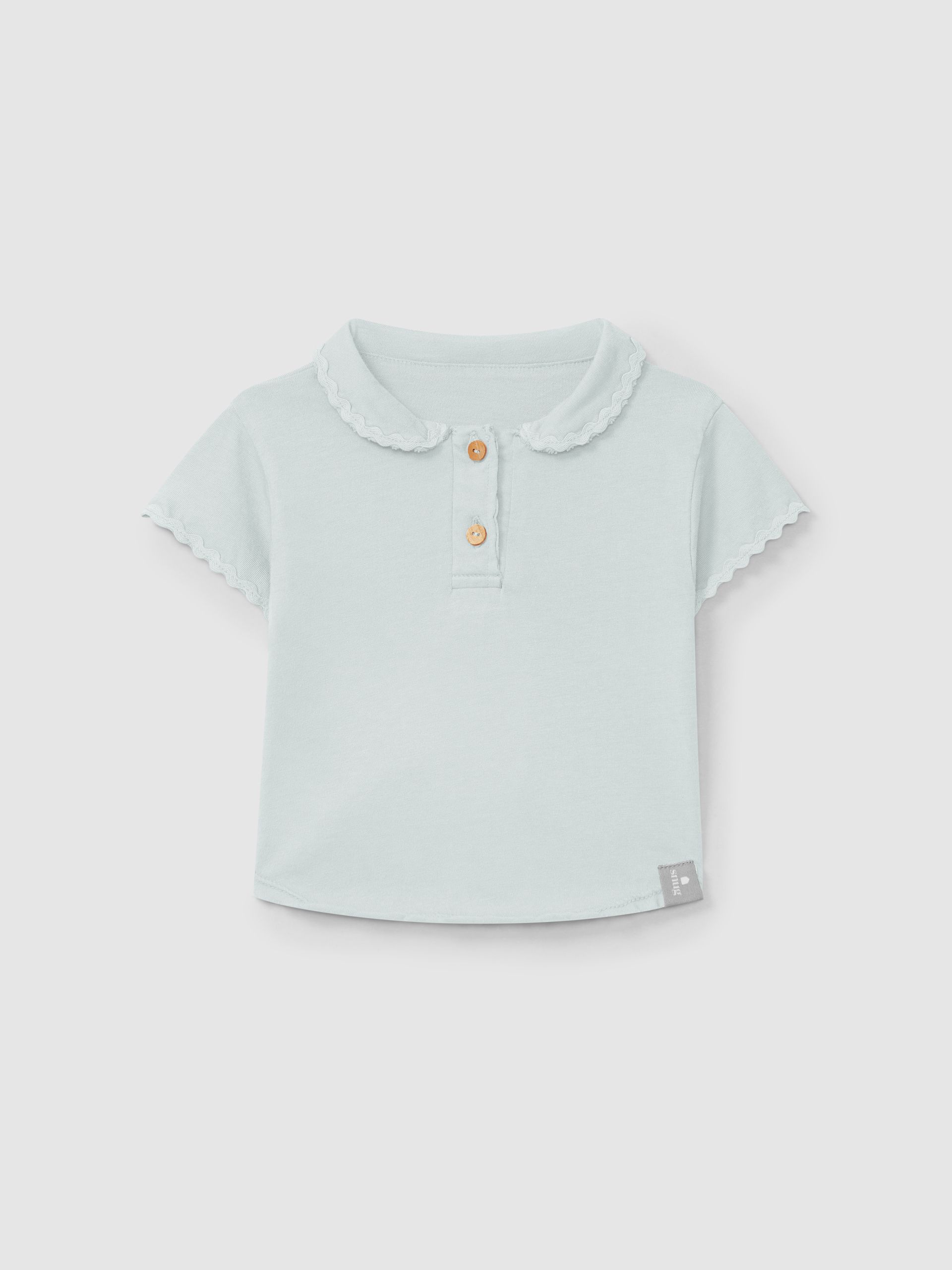 Polo liso com detalhe de espiguilha