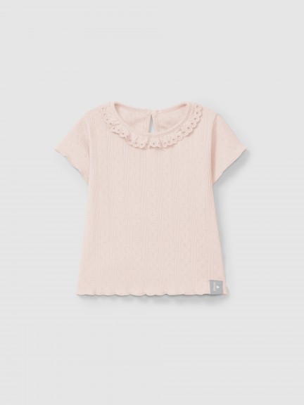 T-shirt ajouré avec col à volant broderie anglaise T-shirt ajouré avec col à volant broderie anglaise