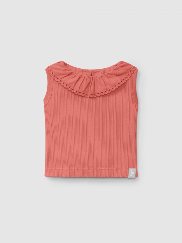 Singlet en maille cannelée et col broderie anglaise Singlet en maille cannelée et col broderie anglaise