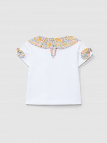 T-shirt collar in Liberty floral fabric T-shirt collar in Liberty floral fabric