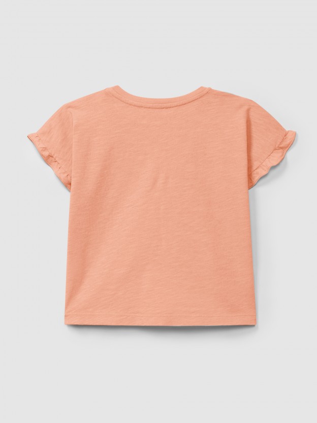 T-shirt with ruffled detail on the sleeves
