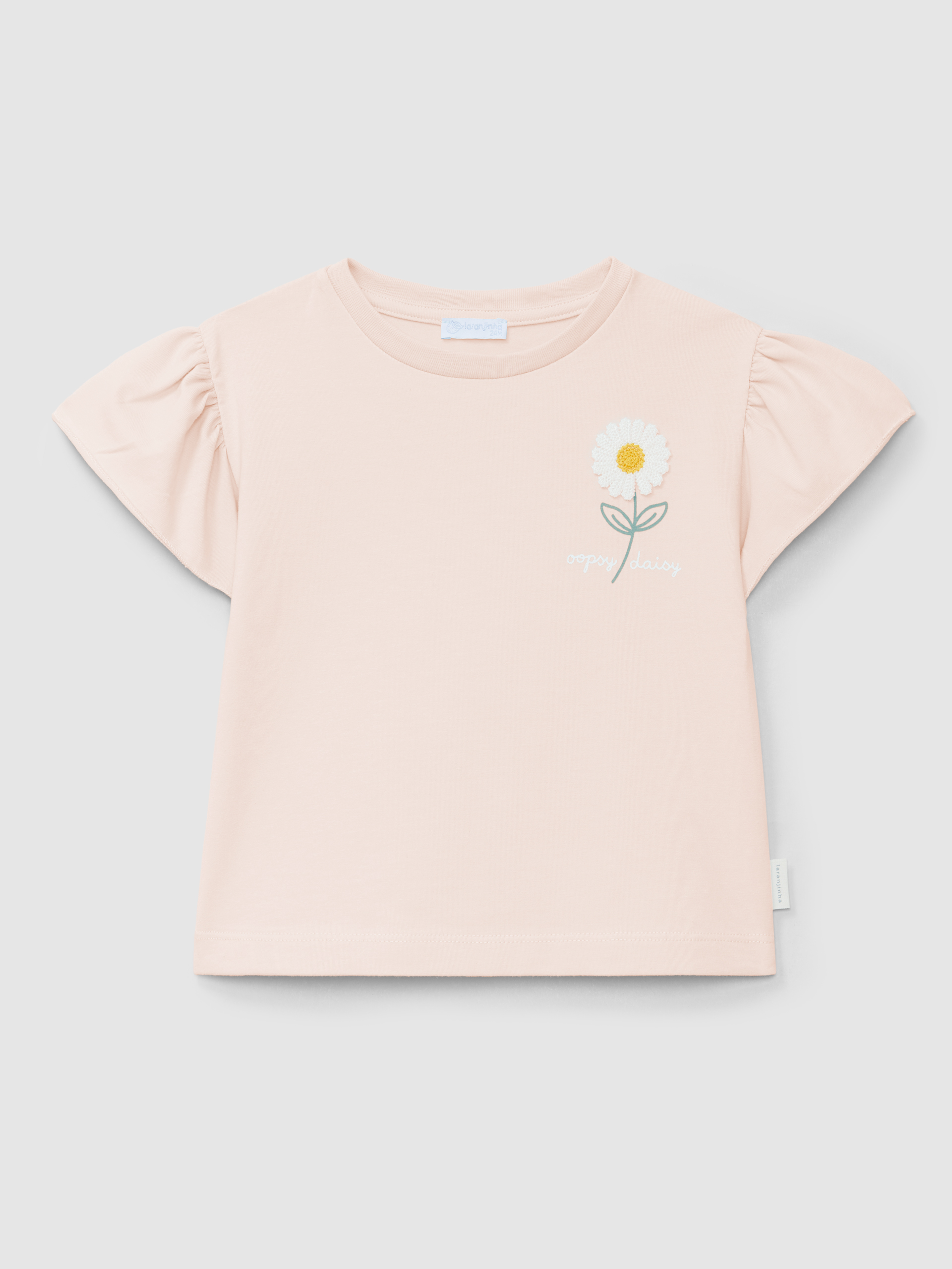 T-shirt com aplicação de flor em relevo