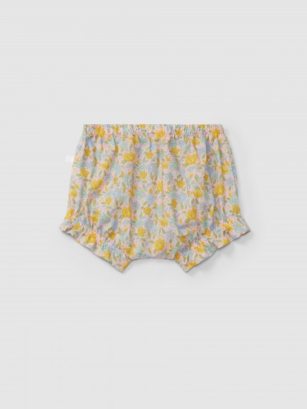 Diaper cover in Liberty floral fabric Diaper cover in Liberty floral fabric
