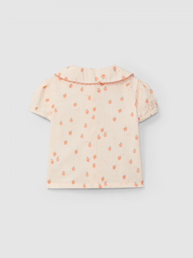 Blusa seersucker micro-xadrez e morangos Blusa seersucker micro-xadrez e morangos