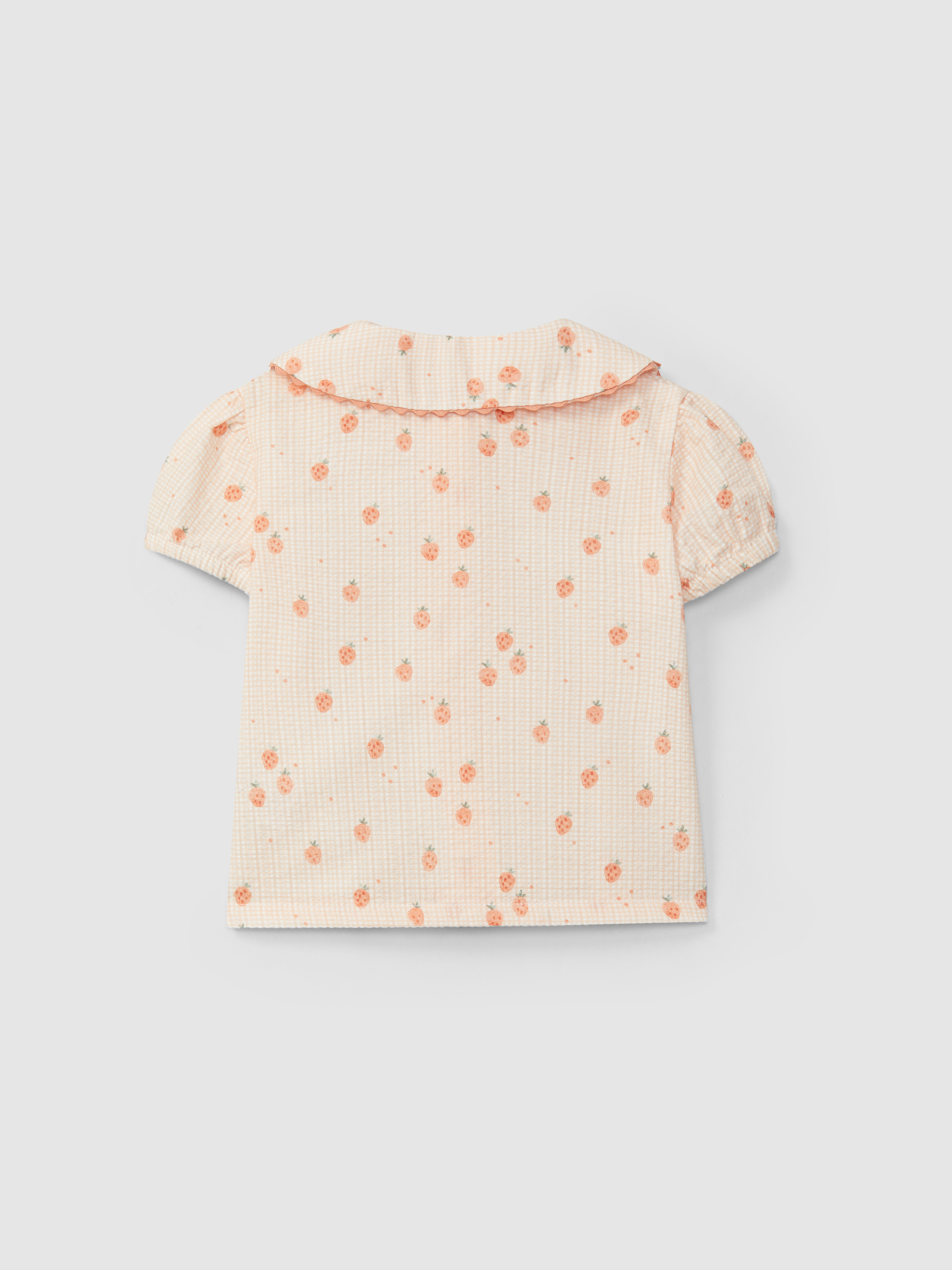 Blusa seersucker micro-xadrez e morangos