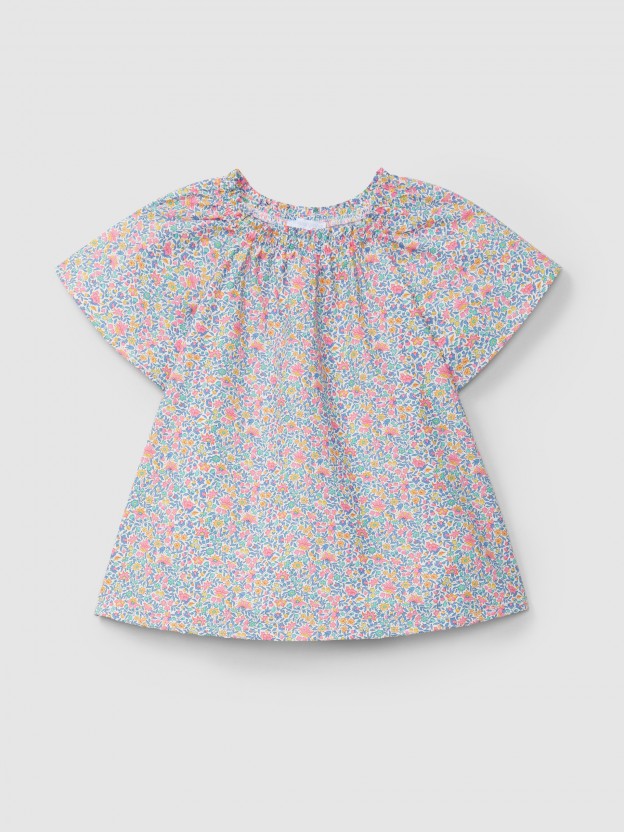Liberty fabric floral print blouse Liberty fabric floral print blouse