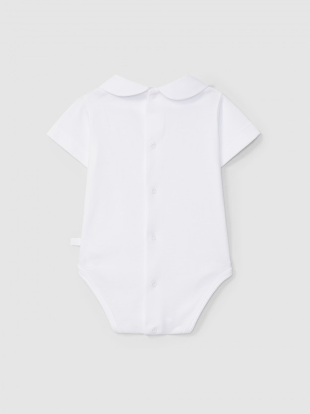 Short-sleeved bodysuit with round fabric collar Short-sleeved bodysuit with round fabric collar