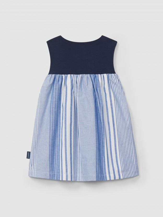 Vestido de riscas irregulares