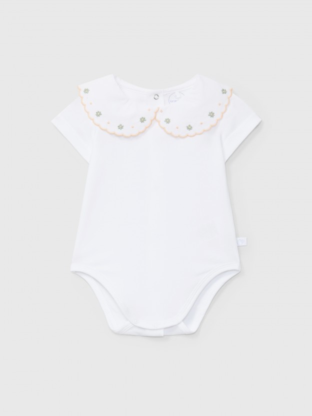 Body gola flores bordadas Body gola flores bordadas