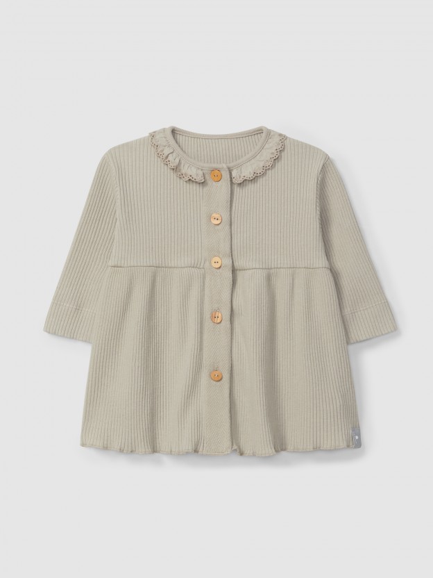 Dress in ribbed jersey with ruffled collar