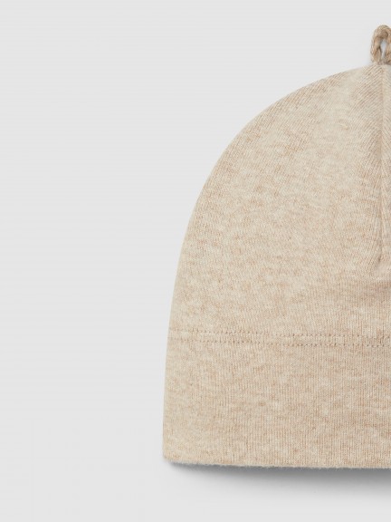 Beanie in soft brushed jersey Beanie in soft brushed jersey