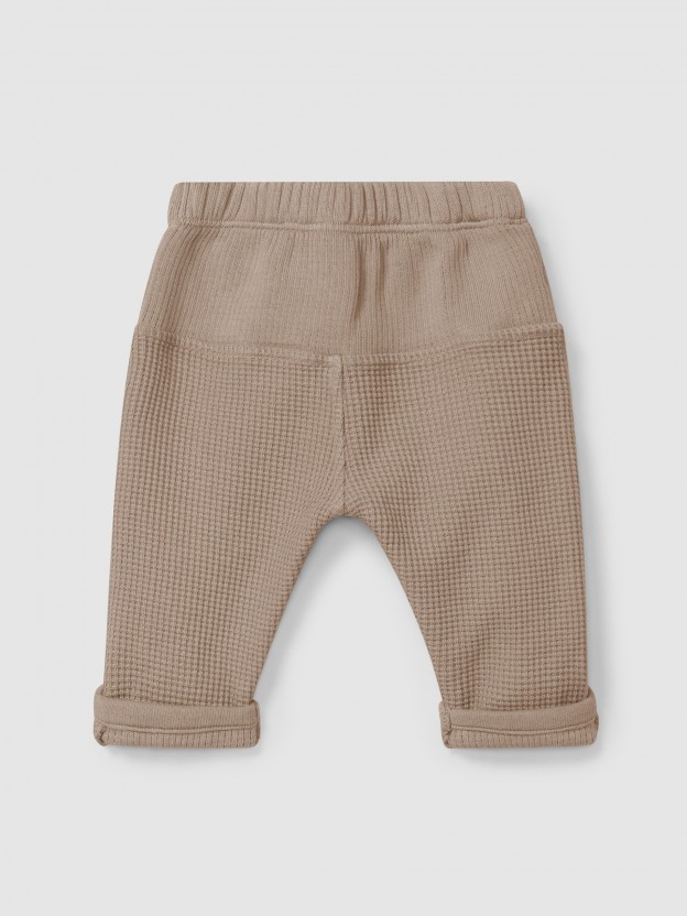 Pantalón pull-up en punto gofre Pantalón pull-up en punto gofre