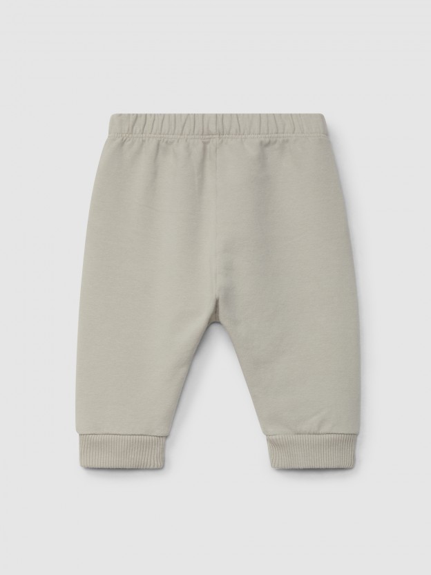 Pantalon pull-up en peluche avec volant brodé Pantalon pull-up en peluche avec volant brodé