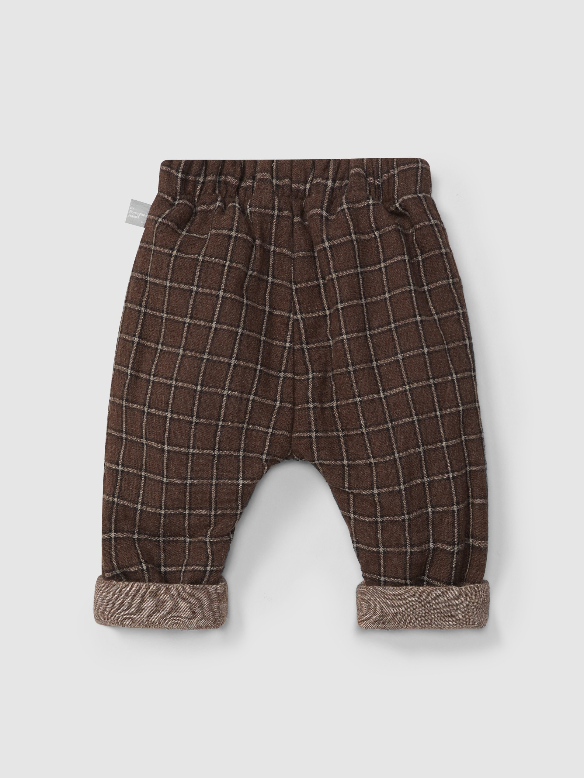 Check pull-up pants