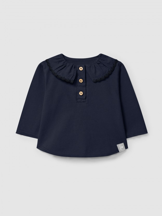 Longsleeve com gola de folho bordado em algod�o org�nico