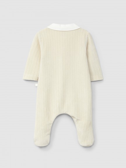 Babygrow em veludo canelado com botões decorativos Babygrow em veludo canelado com botões decorativos