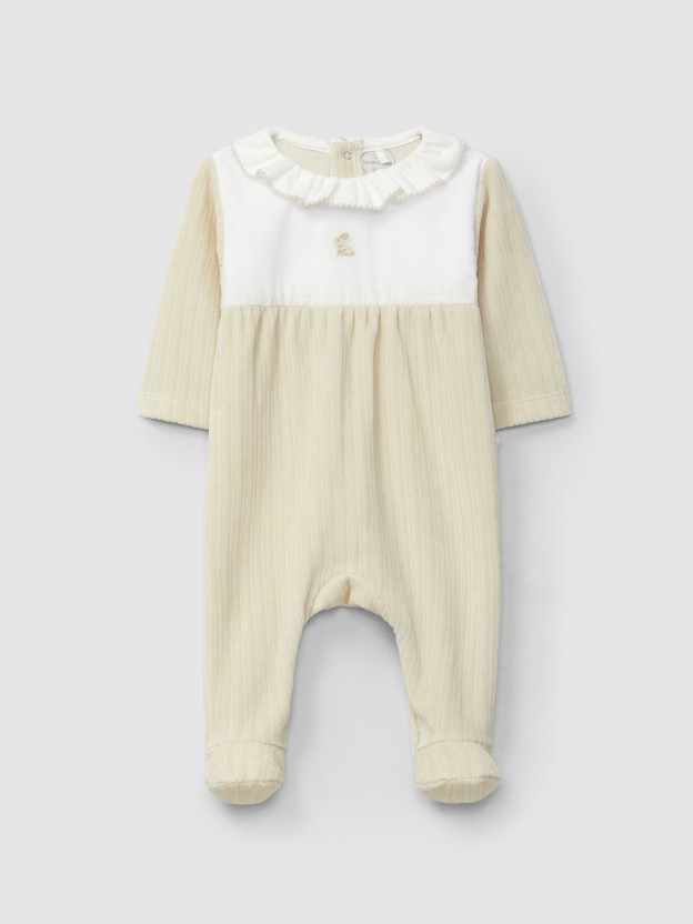 Ribbed velvet babygrow with ruffled collar and embroidered detail Ribbed velvet babygrow with ruffled collar and embroidered detail