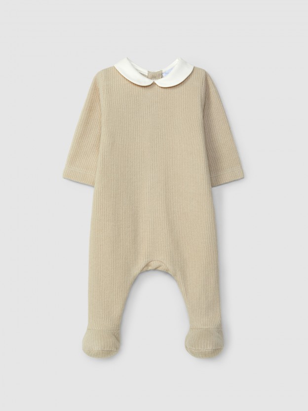 Organic cotton babygrow with round collar Organic cotton babygrow with round collar