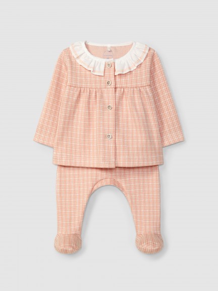 Traje de dos piezas en punto jacquard de cuadros y cuello de volante