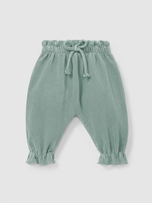 Pantalón pull-up en tela tipo pana con cordón decorativo Pantalón pull-up en tela tipo pana con cordón decorativo