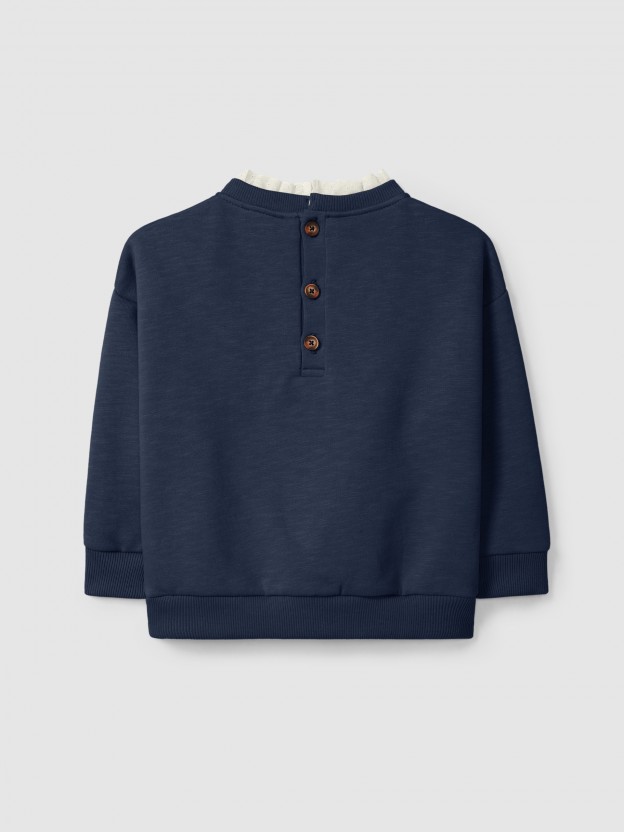 Sweatshirt fleur et d�tail de broderie anglaise