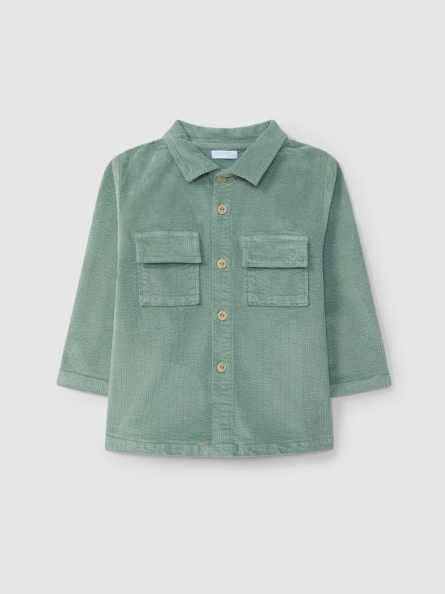 Sobrecamisa de pana bolsillos con solapa Sobrecamisa de pana bolsillos con solapa