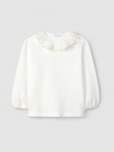 Longsleeve in waffle weave with English embroidery collar Longsleeve in waffle weave with English embroidery collar