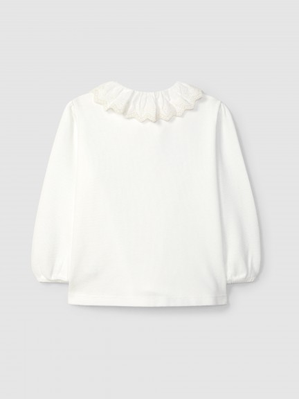 Longsleeve in waffle weave with English embroidery collar Longsleeve in waffle weave with English embroidery collar
