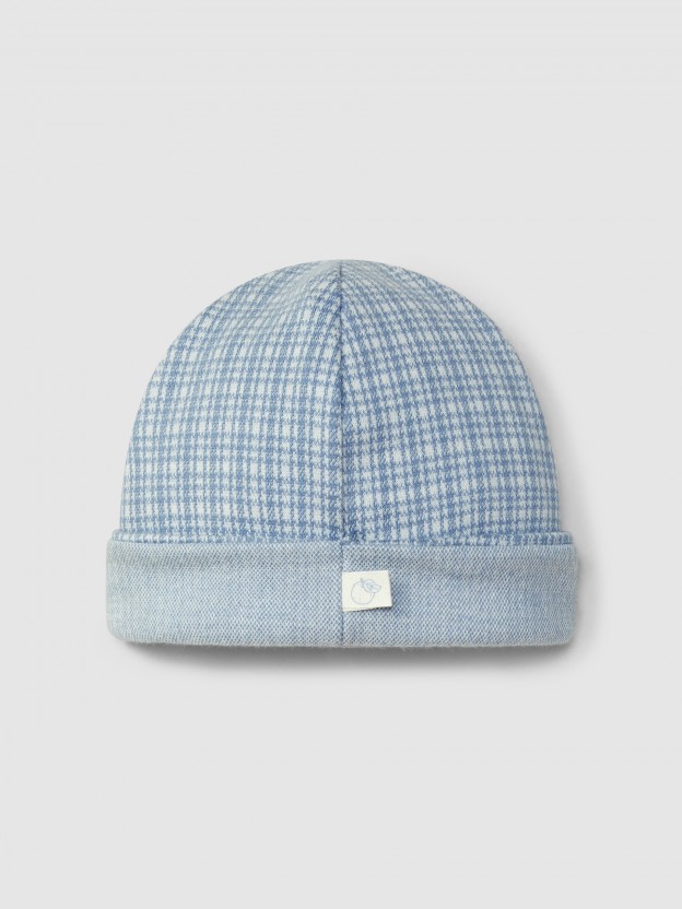 Beanie in jacquard knit with tattersall Beanie in jacquard knit with tattersall