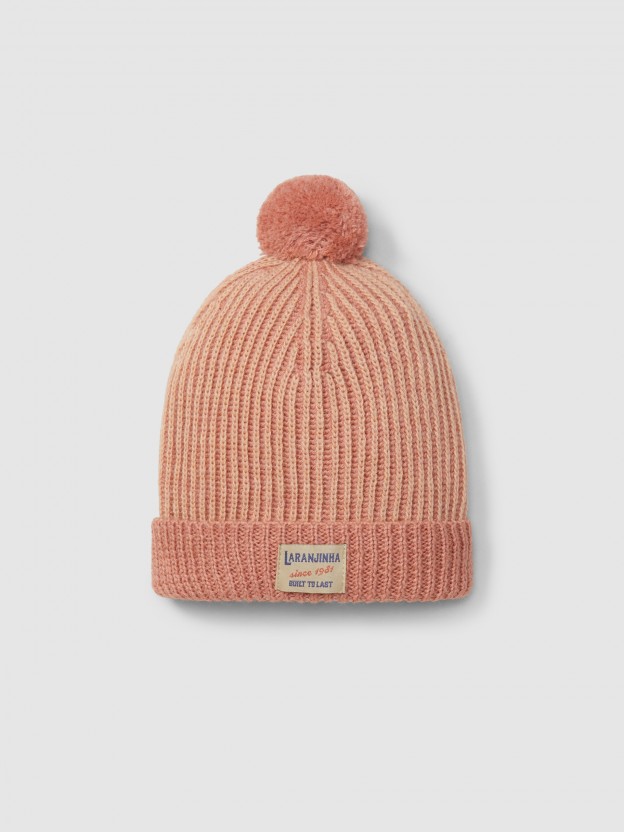 Knitted two-colour beanie with pom-pom Knitted two-colour beanie with pom-pom