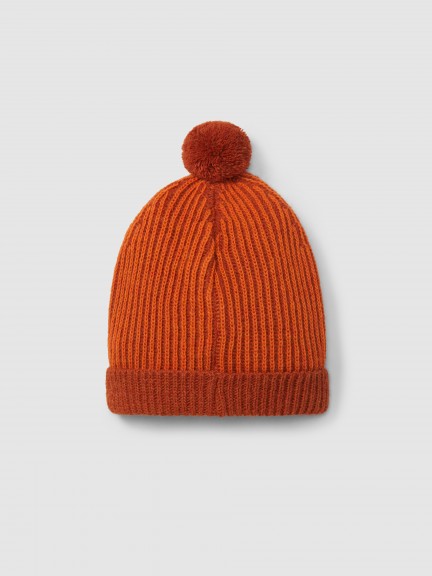 Gorro tricotado bicolor con pompón Gorro tricotado bicolor con pompón