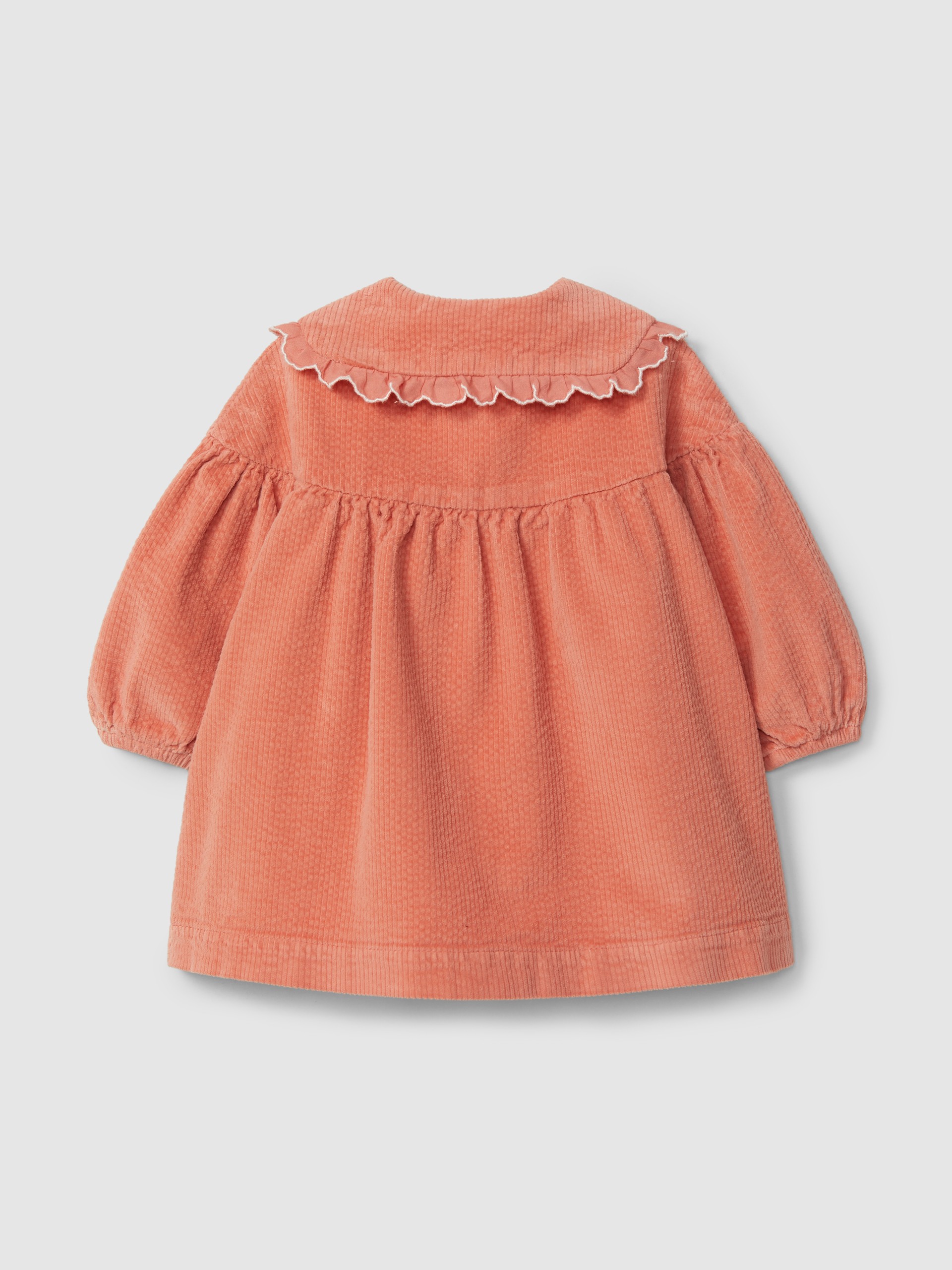 Vestido em bombazine com detalhe bordado na gola