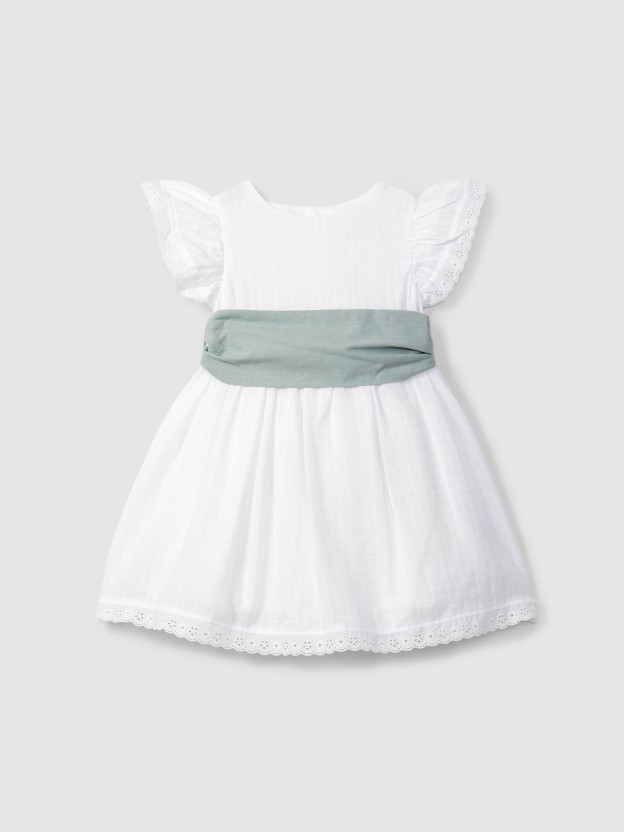 Robe avec bande et d�tails brod�s