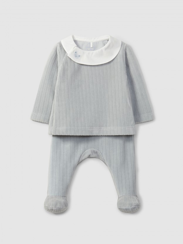 Two-piece ribbed velvet romper with embroidered detail on the collar Two-piece ribbed velvet romper with embroidered detail on the collar