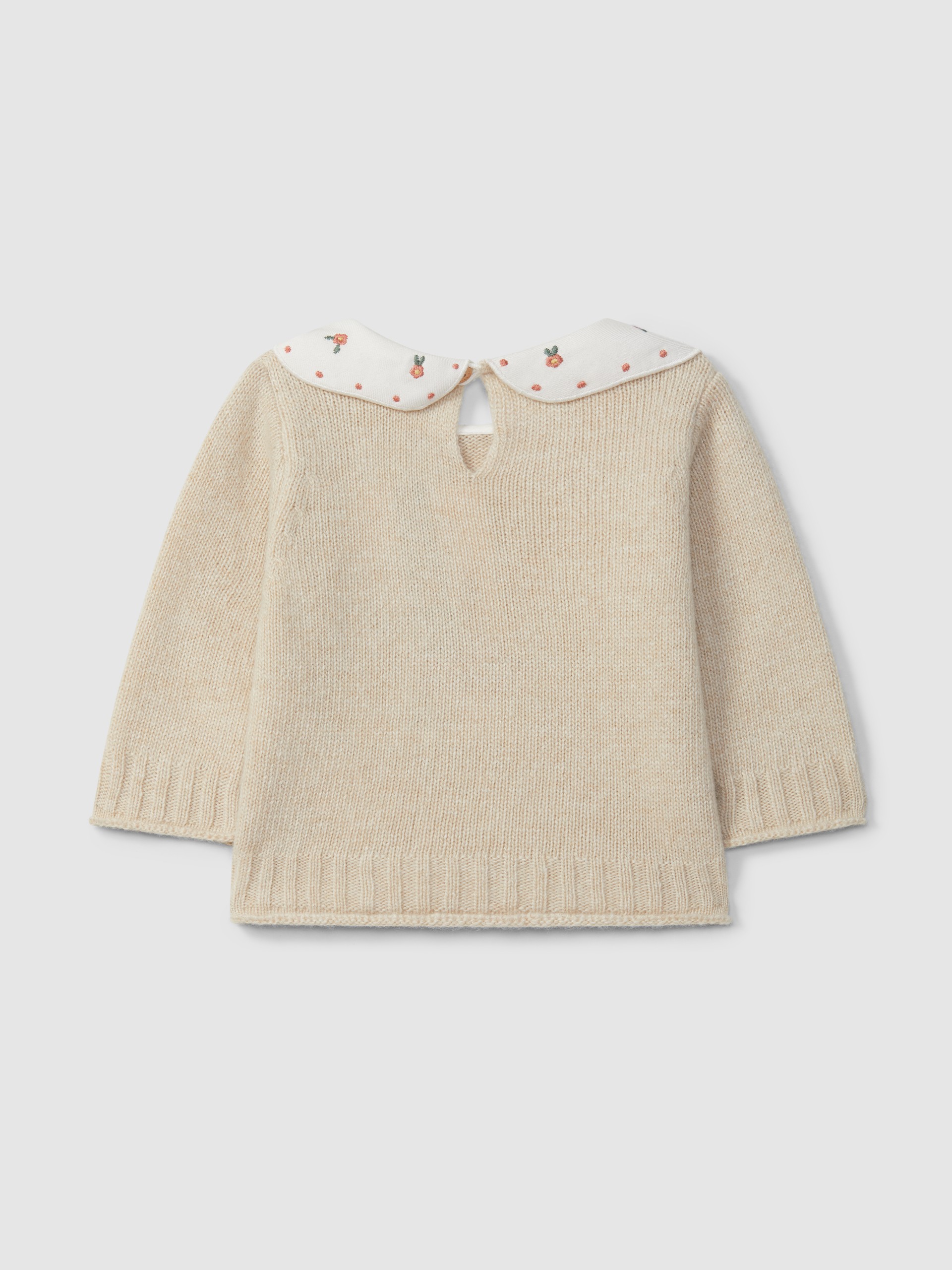 Knitted jumper with embroidered fabric collar