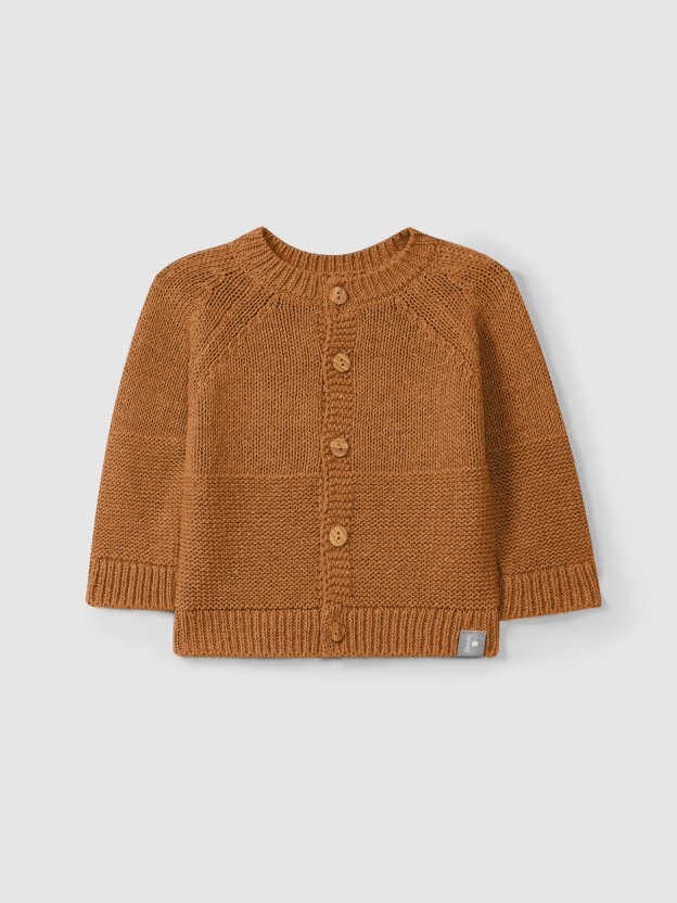 Gilet tricot� � col rond