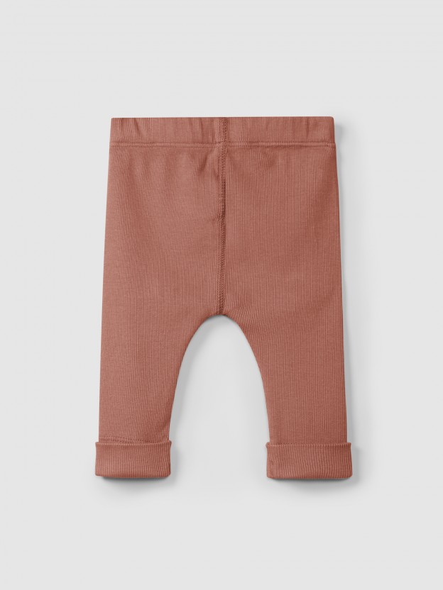 Leggings em malha canelada com bolso