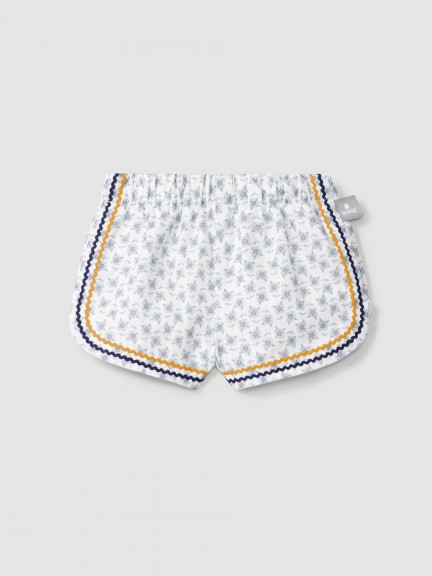 Floral pull-up shorts with rickrack detail Floral pull-up shorts with rickrack detail