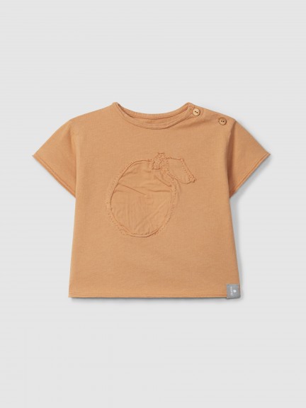 T-shirt com bordado T-shirt com bordado