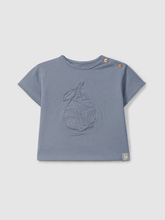T-shirt with embroidery T-shirt with embroidery