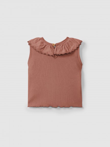Singlet em malha canelada com gola bordado inglês Singlet em malha canelada com gola bordado inglês