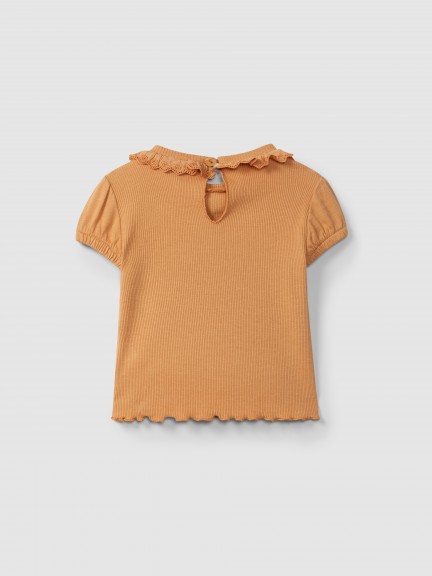 T-shirt em malha canelada com gola bordado inglês T-shirt em malha canelada com gola bordado inglês