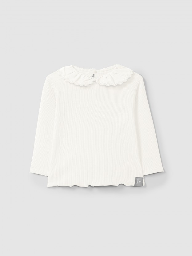 Longsleeve em malha canelada com gola de bordado inglês Longsleeve em malha canelada com gola de bordado inglês