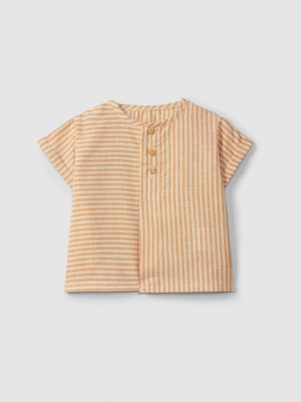 Camisa em tecido de riscas Camisa em tecido de riscas