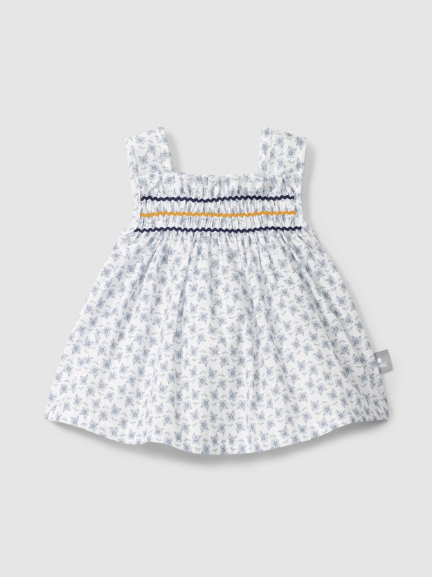 Blusa flores com detalhe de espiguilha Blusa flores com detalhe de espiguilha