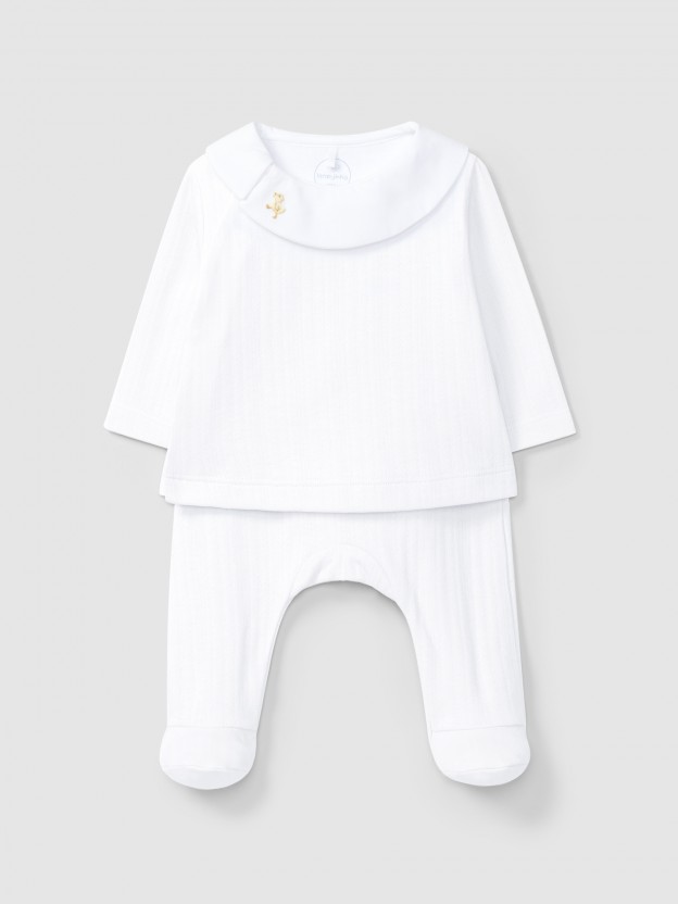 Ensemble composé de deux pièces coton biologique avec détail brodé Ensemble composé de deux pièces coton biologique avec détail brodé