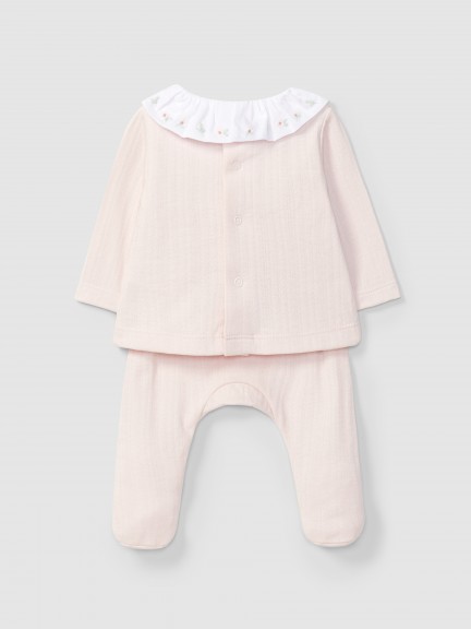 Two-piece organic cotton set with embroidered flowers Two-piece organic cotton set with embroidered flowers