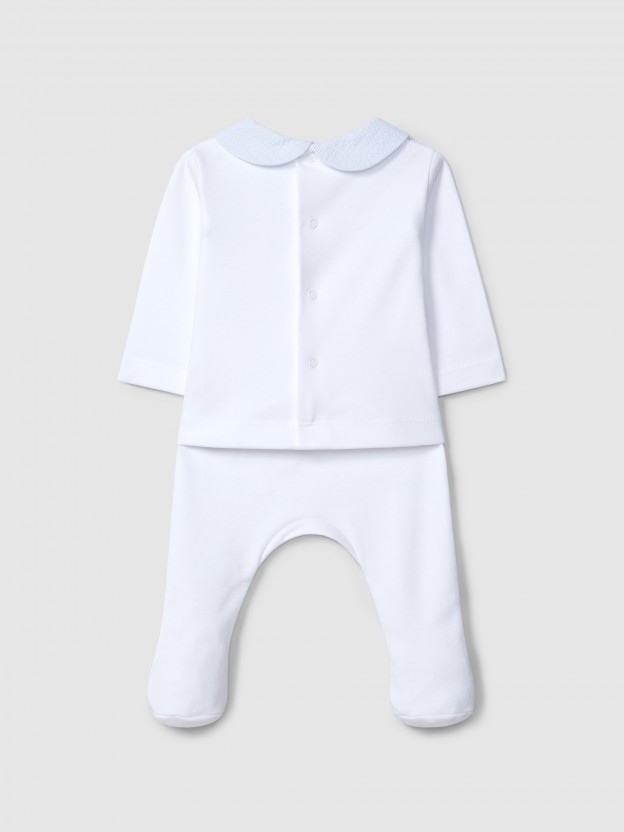 Two-piece set with printed chest yoke Two-piece set with printed chest yoke