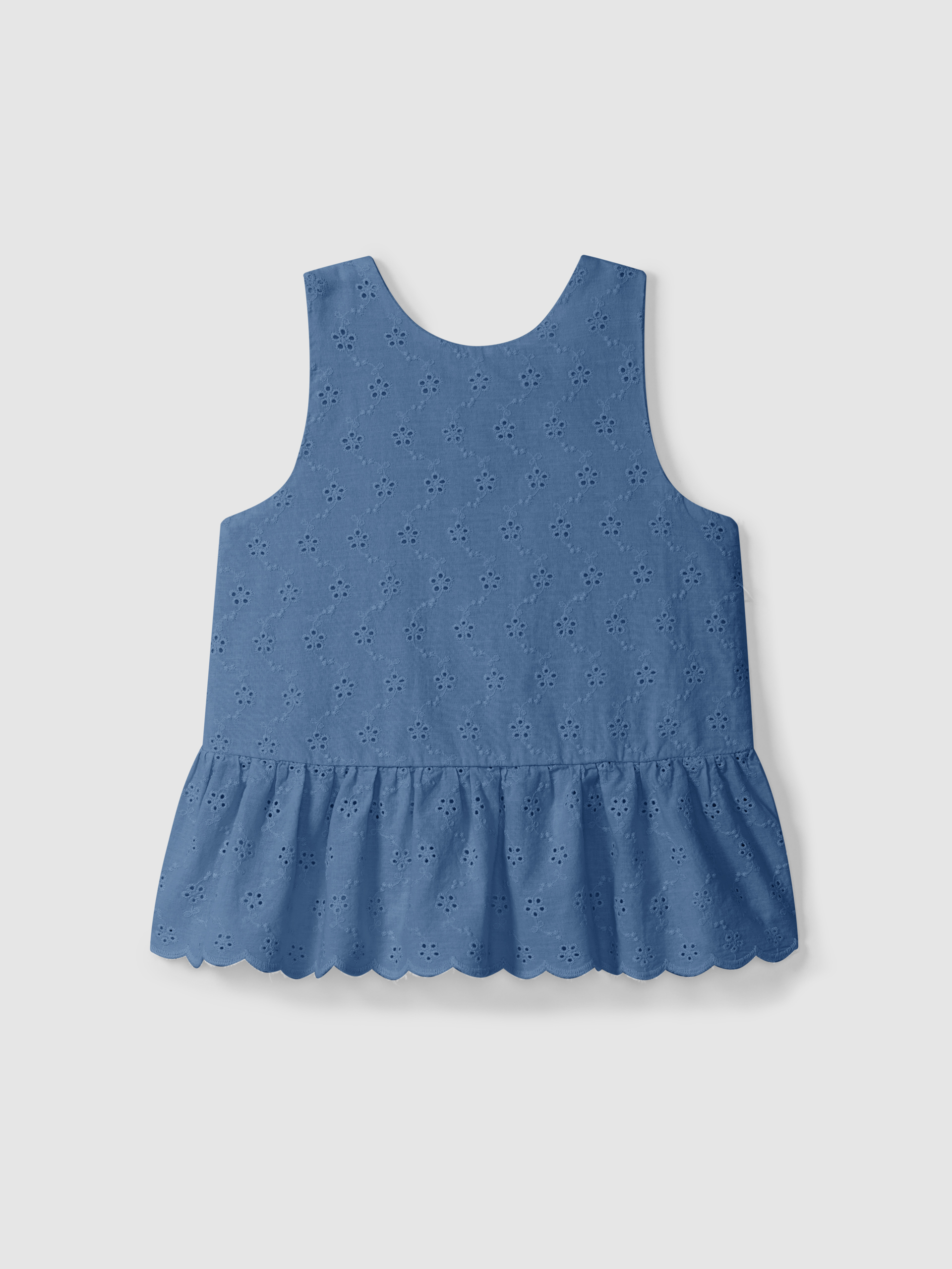 Top in English embroidery