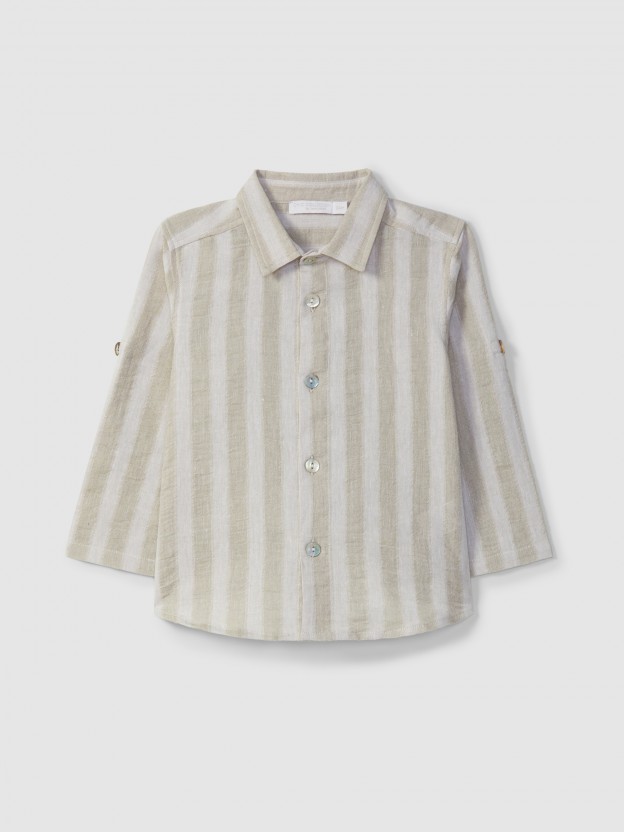 Linen shirt with natural appearance Linen shirt with natural appearance